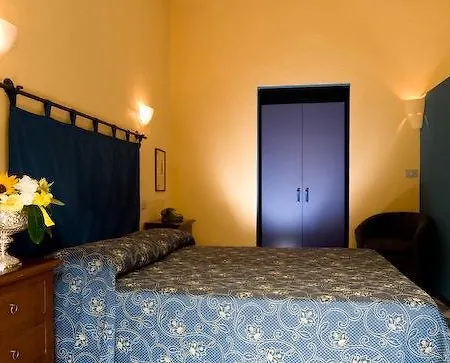 Ξενοδοχείο με διαμερίσματα Art San Domenico 3*